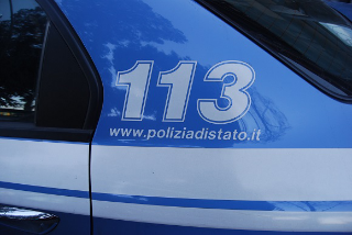 Biella - Evade dai domiciliari, ruba una borsa e si compra un panino: arrestato 37enne